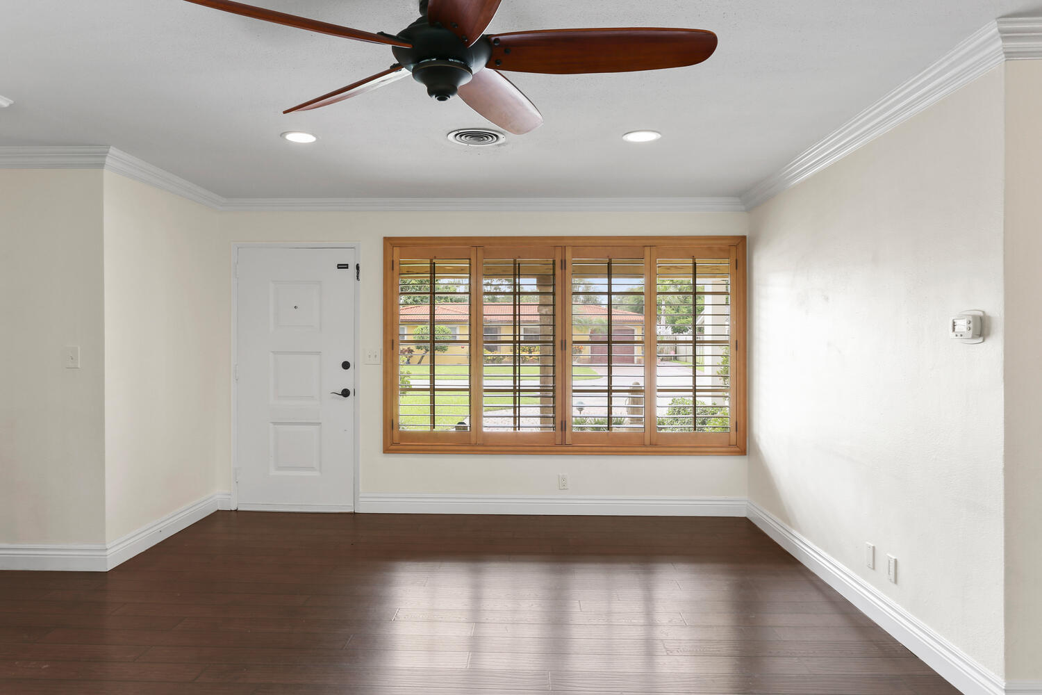 915 Southwest 5th Street Boca Raton, FL 33486 - Photo 8 of 41 915 SW 5th St Boca Raton FL-large-007-00