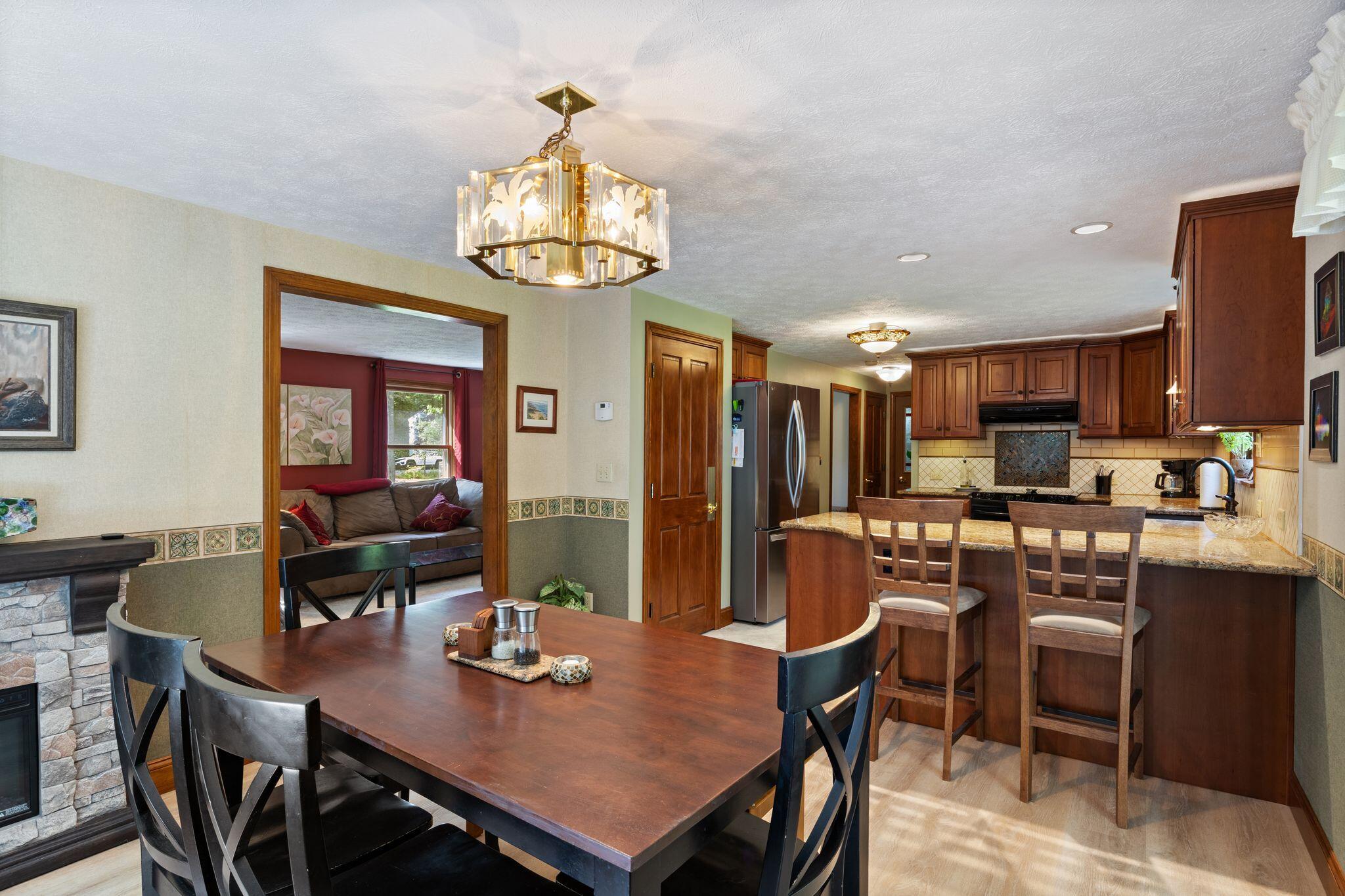 190 Glenwood Road Wells, ME 04090 - Photo 19 of 56 Dining