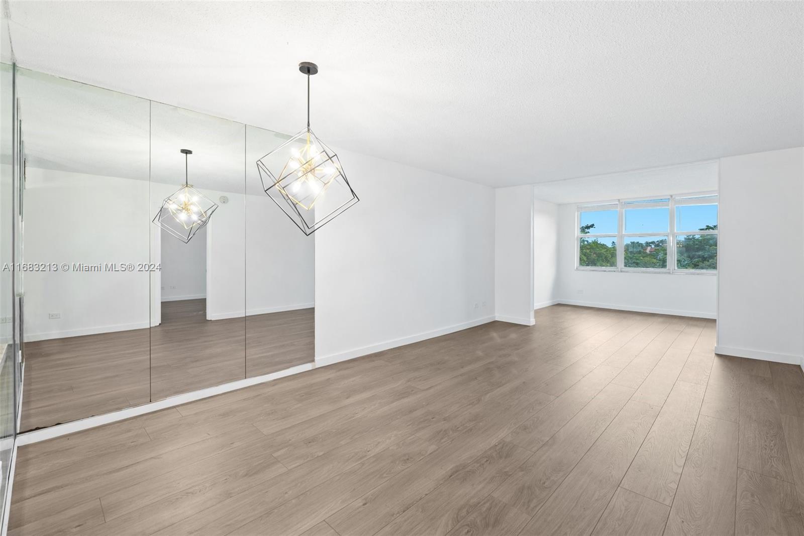 Ives Estates Miami, FL 33179 - Photo 4 of 15