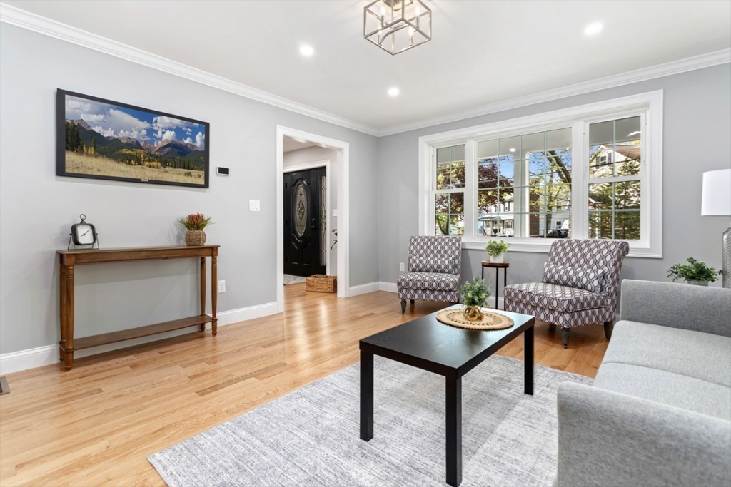 21 McCullough Road Saugus, MA 01906 - Photo 20 of 41 a living room with furniture and a window