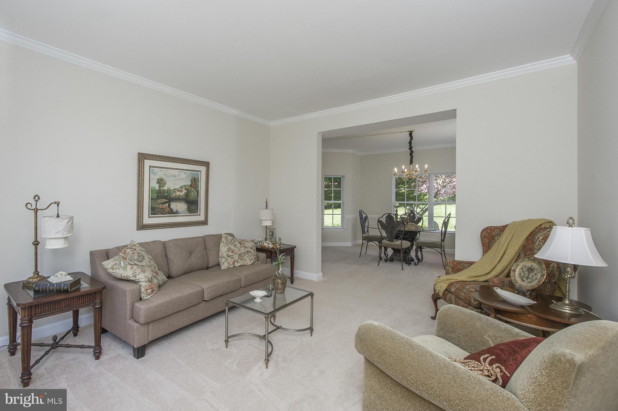 9611 Greenel Road Damascus, MD 20872 - Photo 3 of 30 Living Room