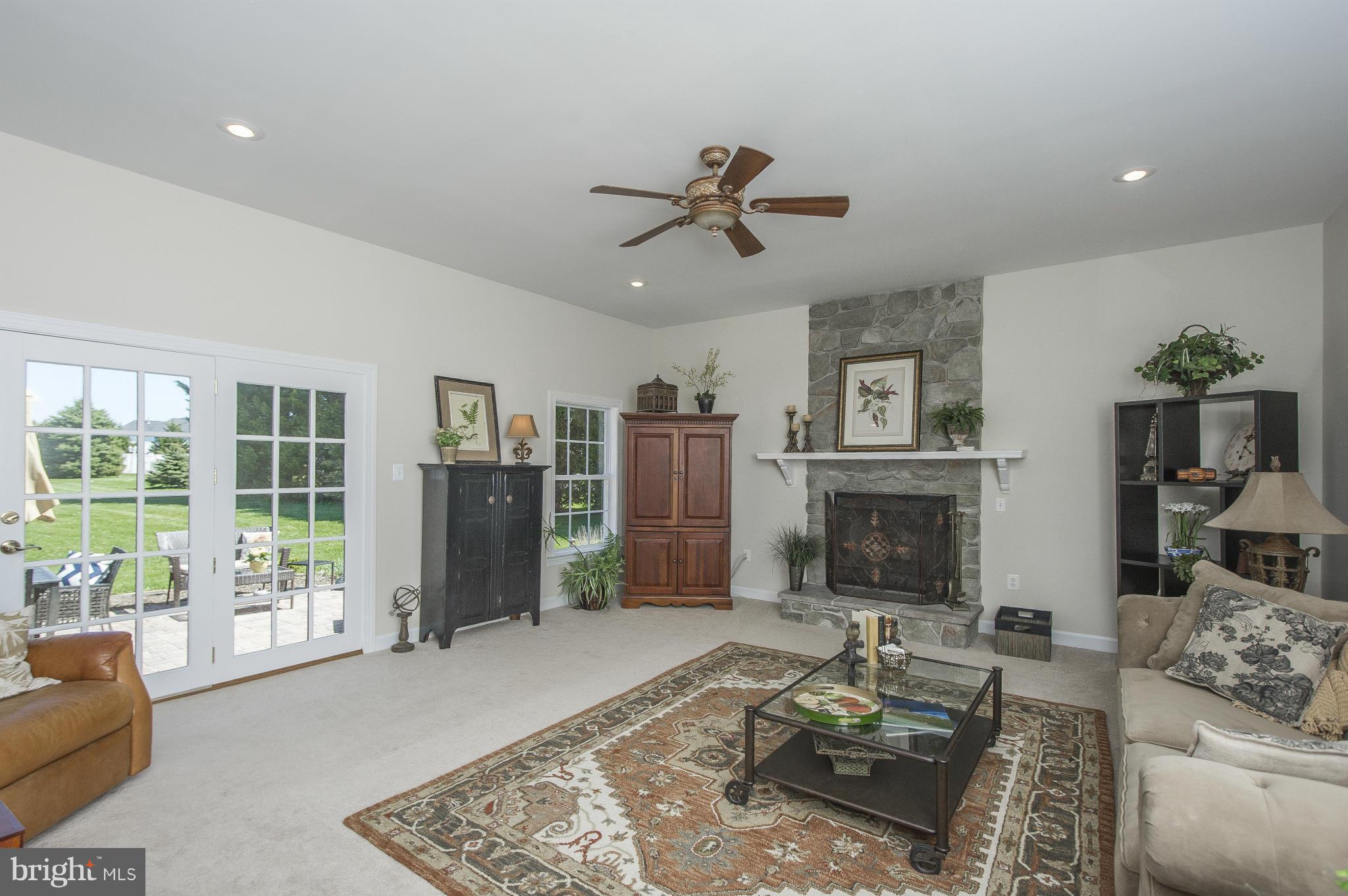 9611 Greenel Road Damascus, MD 20872 - Photo 4 of 30 Family Room