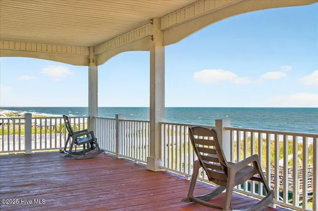 $4,300,000 | 269 West First Street, Ocean Isle Beach, NC 28469