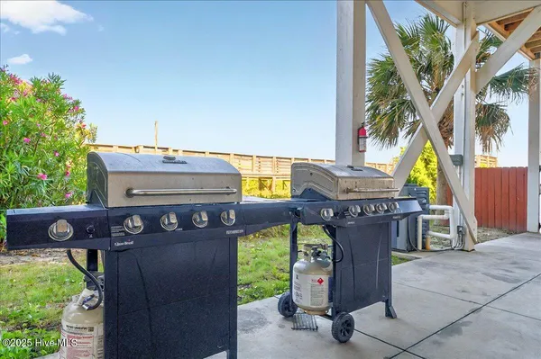 $3,900,000 | 269 West First Street, Ocean Isle Beach, NC 28469