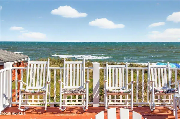 $3,900,000 | 269 West First Street, Ocean Isle Beach, NC 28469