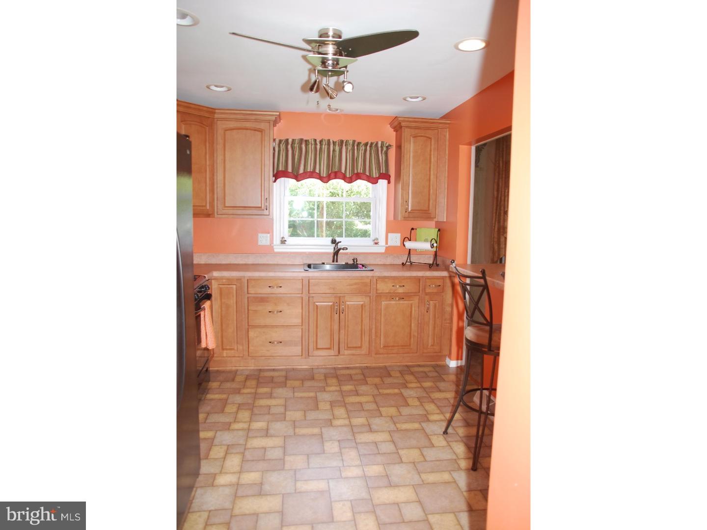 2702 Raven Road Cinnaminson, NJ 08077 - Photo 6 of 14