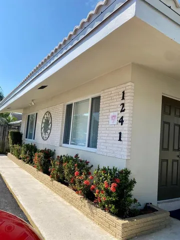 $930 | Undisclosed Address, Fort Lauderdale, FL 33304