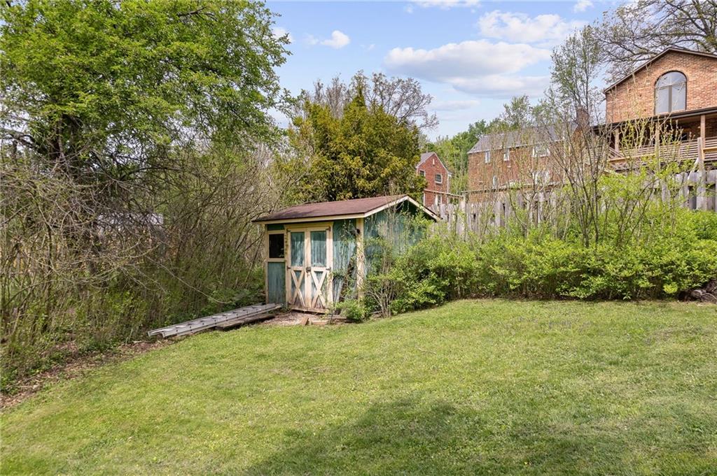 466 Haverhill Road Pittsburgh, PA 15228 - Photo 38 of 41 a view of a house with backyard and garden