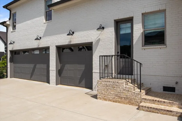 $1,499,000 | 2240 Brakeman Lane, Thompson's Station, TN 37179