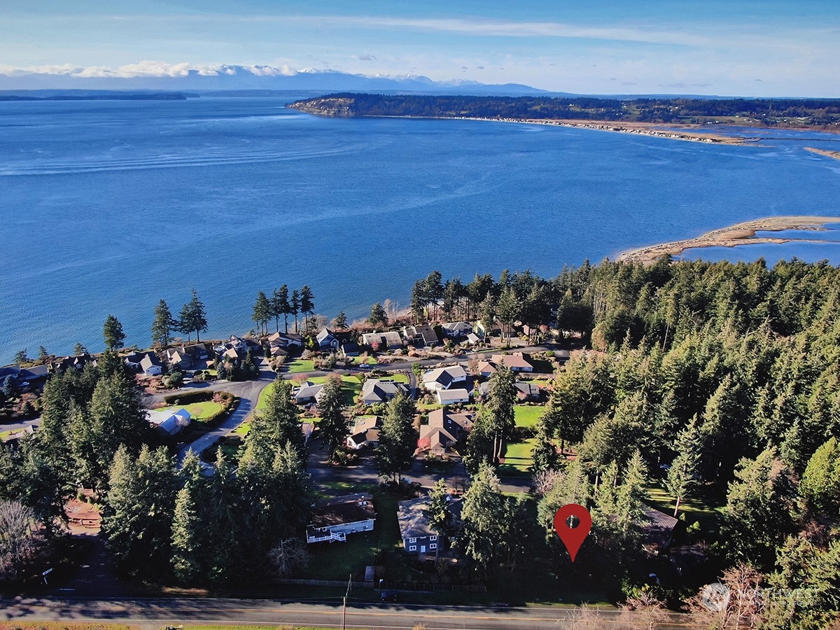 6329 Sahalee Court Clinton, WA 98236 - Photo 29 of 36 a view of a city