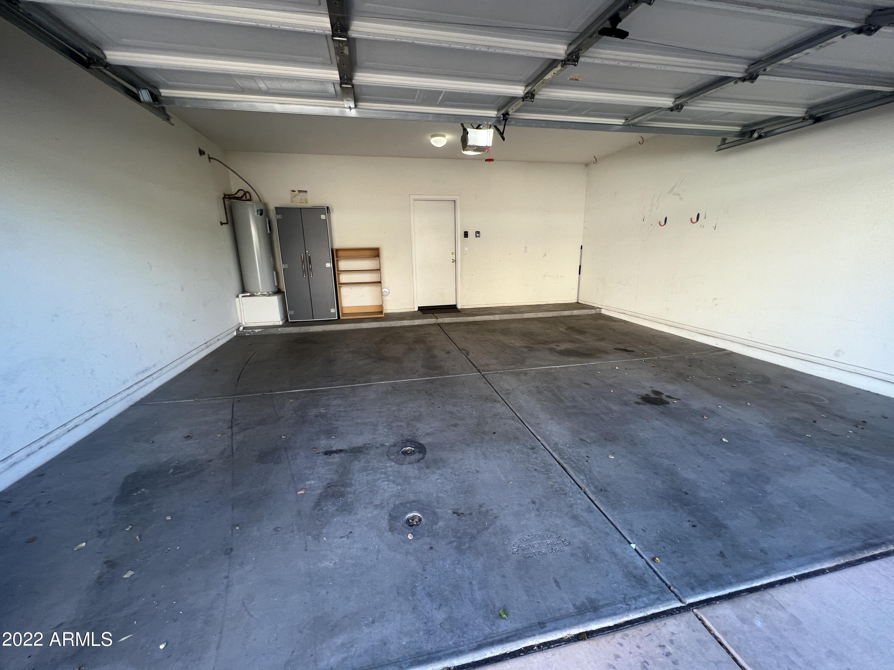 146 East Catclaw Street Gilbert, AZ 85296 - Photo 20 of 20 a view of a garage