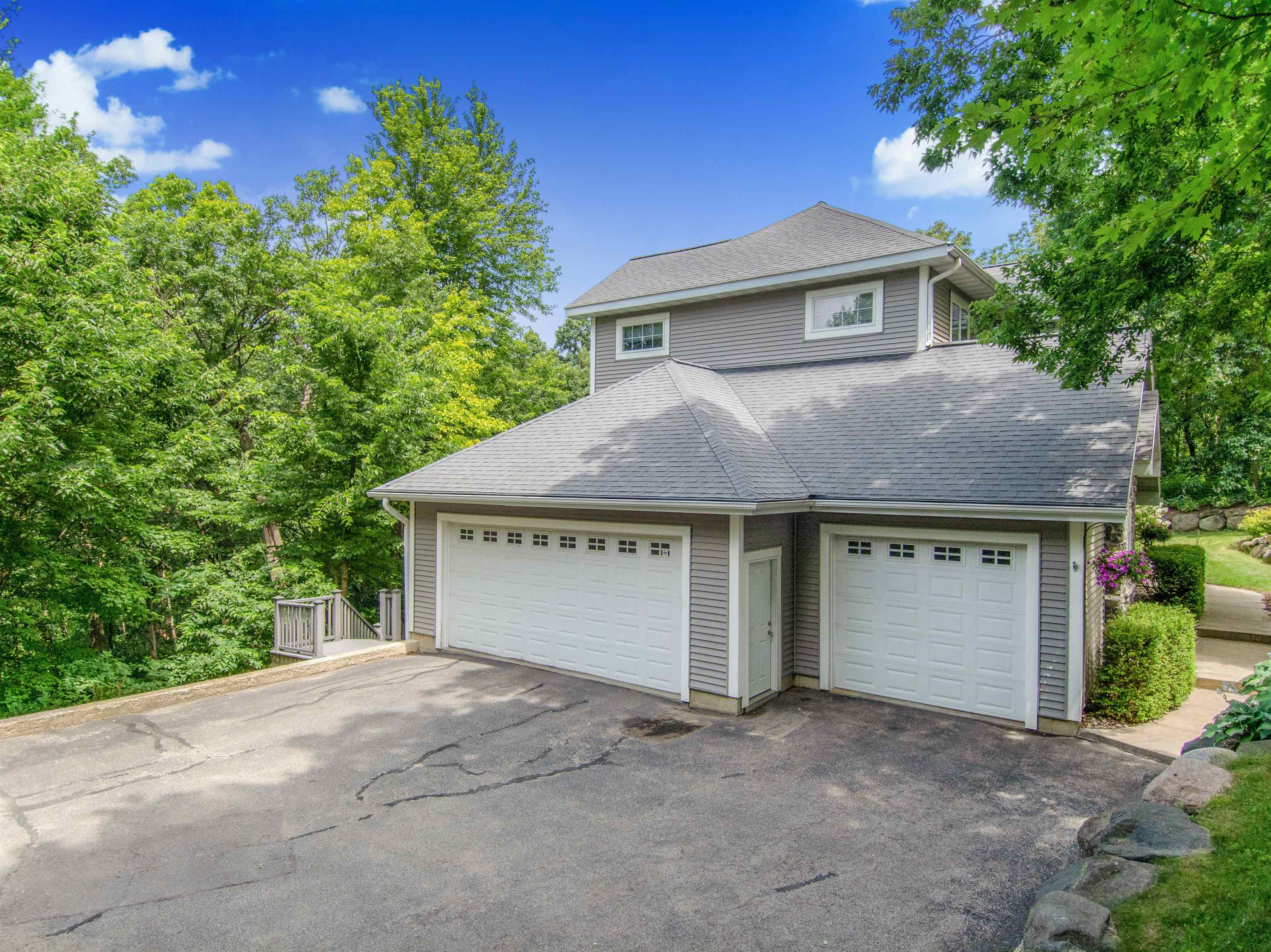 4917 Foxfire Trail Middleton, WI 53562 - Photo 2 of 82