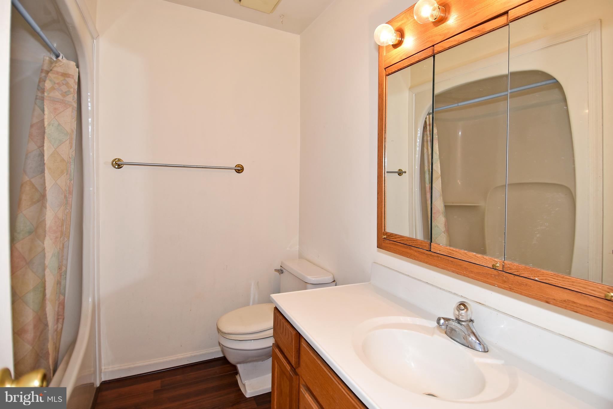 12248 Purcell Road Manassas, VA 20112 - Photo 11 of 30 Bath