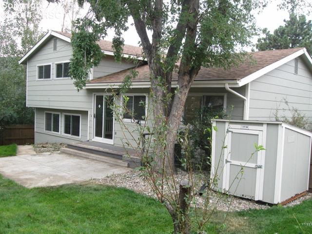 630 Red Cliff Road Colorado Springs, CO 80906 - Photo 24 of 25 Back of house