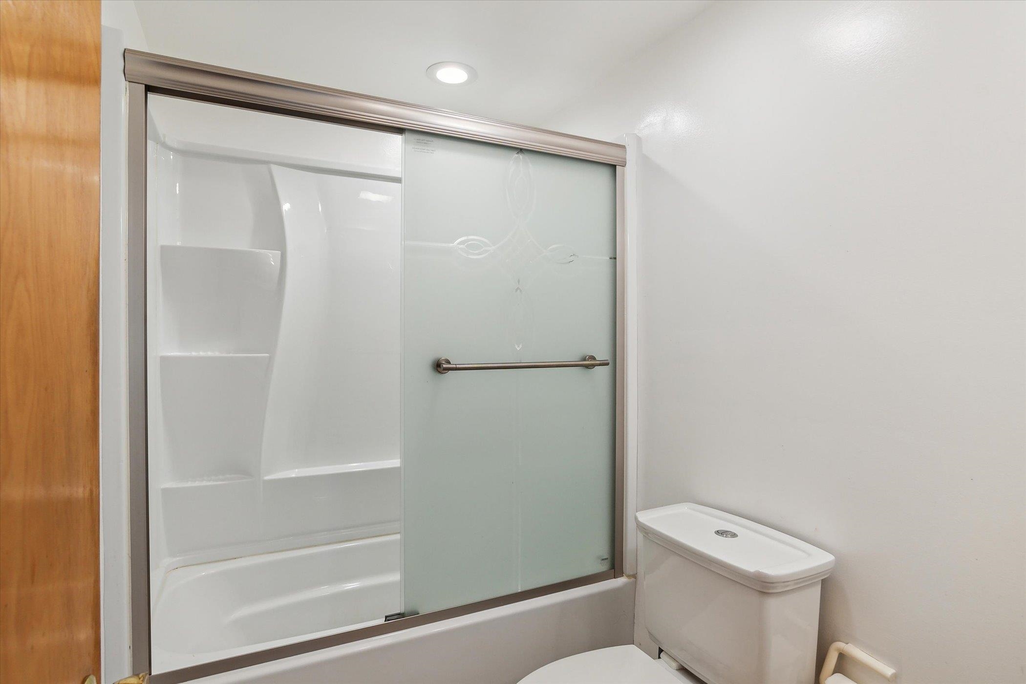 3755 Balmony Road Commerce Township, MI 48382 - Photo 24 of 41 50118611-23.JPG