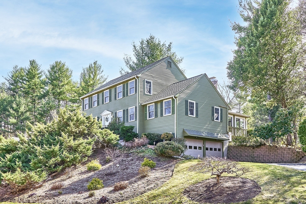 22 Robinwood Road Acton, MA 01720 - Photo 1 of 42 Gallery Image 1