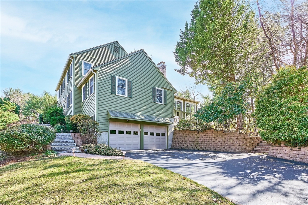 22 Robinwood Road Acton, MA 01720 - Photo 2 of 42 Gallery Image 2