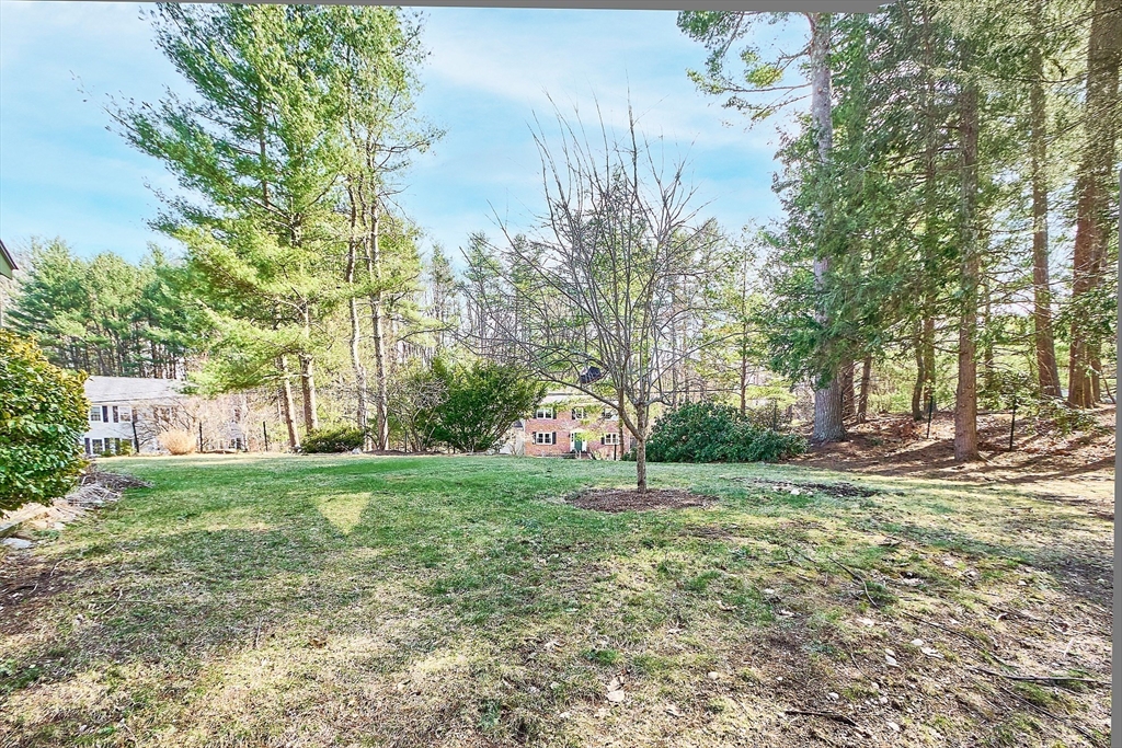 22 Robinwood Road Acton, MA 01720 - Photo 38 of 42 Gallery Image 38