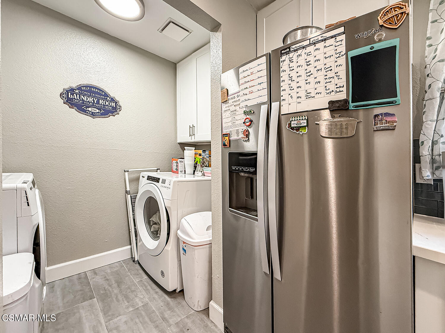 2448 Stow Street Simi Valley, CA 93063 - Photo 13 of 34 cKitchen and Laundry5