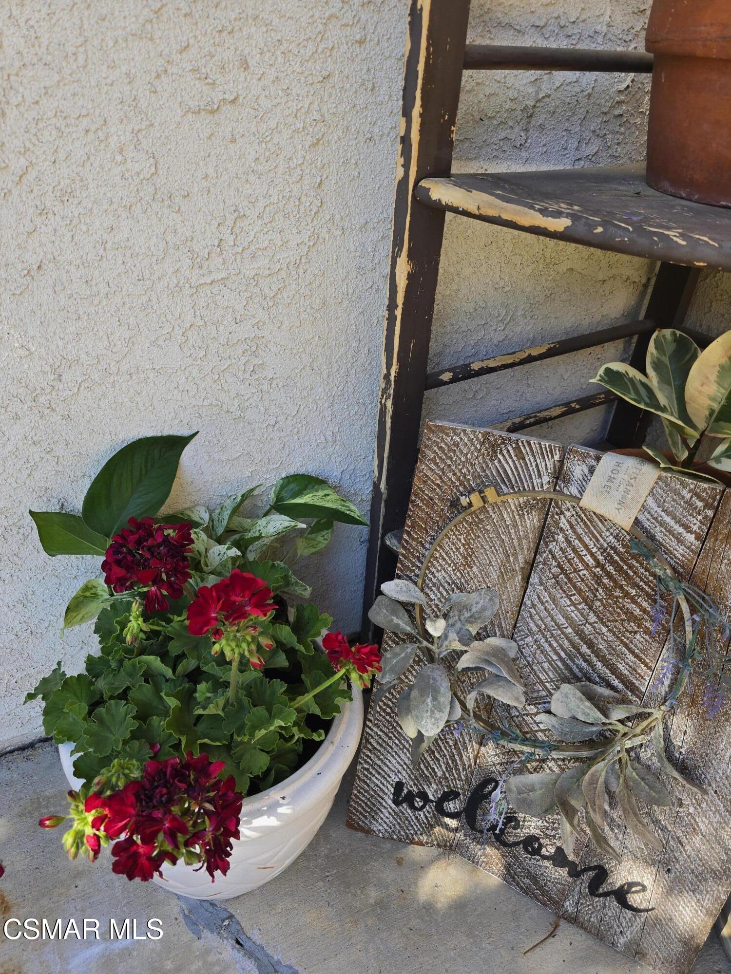 2448 Stow Street Simi Valley, CA 93063 - Photo 9 of 34 20250908_155256