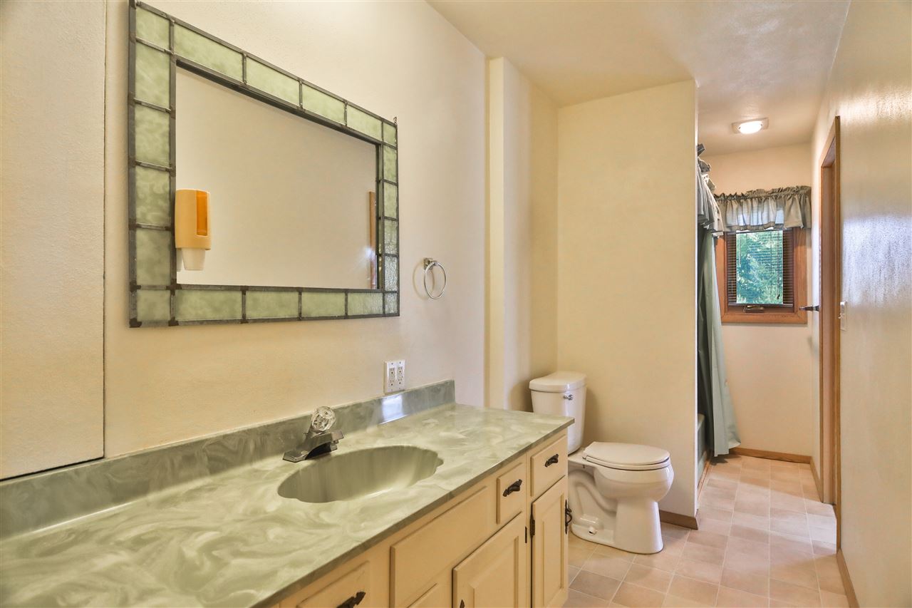 675 Squaw Prairie Road Belvidere, IL 61008 - Photo 13 of 23 Gallery Image 13