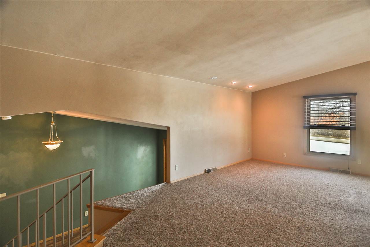 675 Squaw Prairie Road Belvidere, IL 61008 - Photo 9 of 23 Gallery Image 9