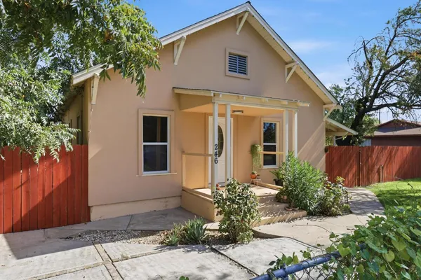 $359,000 | 246 Carson Street, Colusa, CA 95932