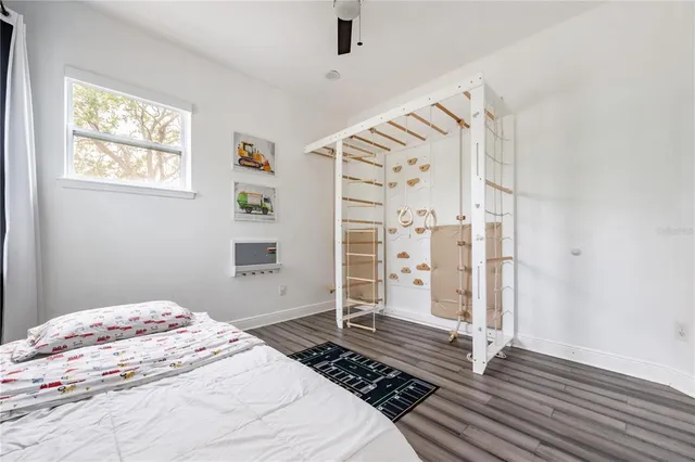 $3,495 | 350 28th Street South, St. Petersburg, FL 33712