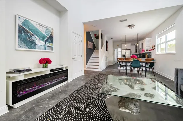 $3,495 | 350 28th Street South, St. Petersburg, FL 33712