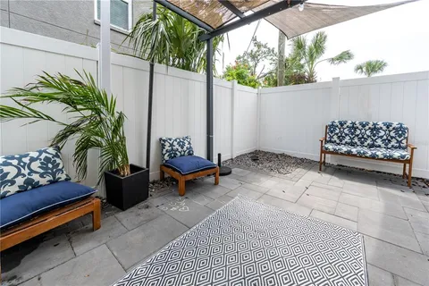 $3,950 | 350 28th Street South, St. Petersburg, FL 33712