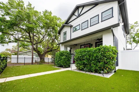$3,950 | 350 28th Street South, St. Petersburg, FL 33712