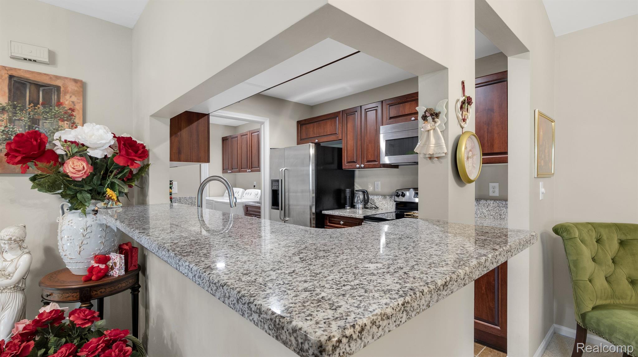 3378 Tremonte Circle Rochester, MI 48306 - Photo 6 of 36 Gallery Image 6