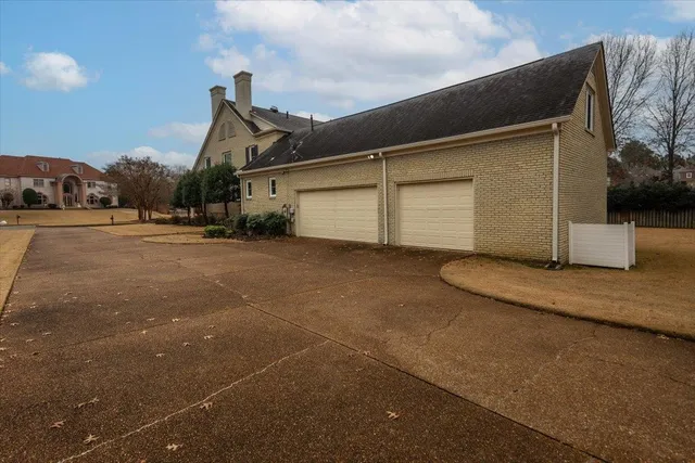 $849,900 | 3233 Wedge Hill Cove, Memphis, TN 38125