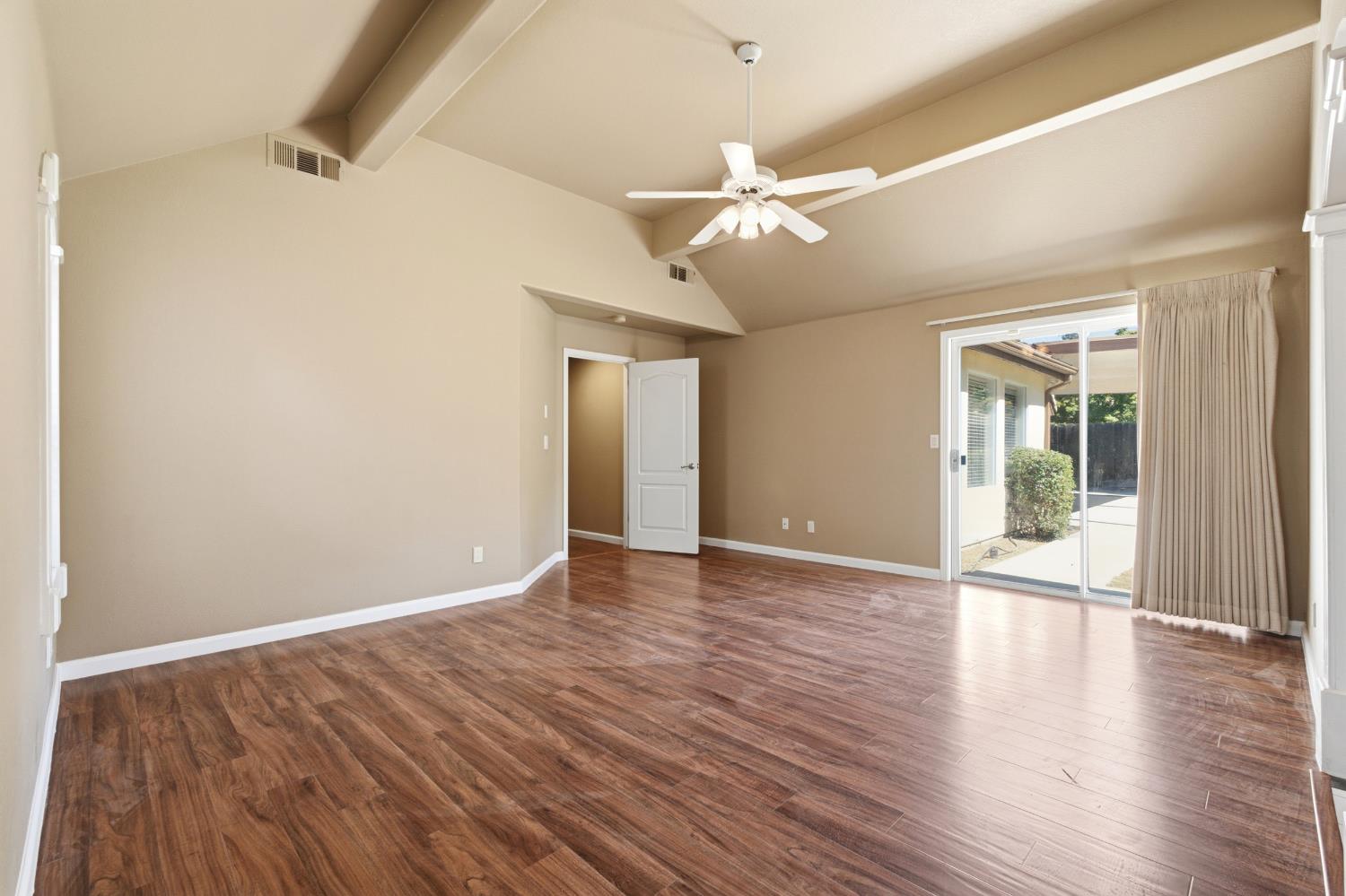 6542 North Rafael Avenue Fresno, CA 93711 - Photo 37 of 66 Main Bedroom