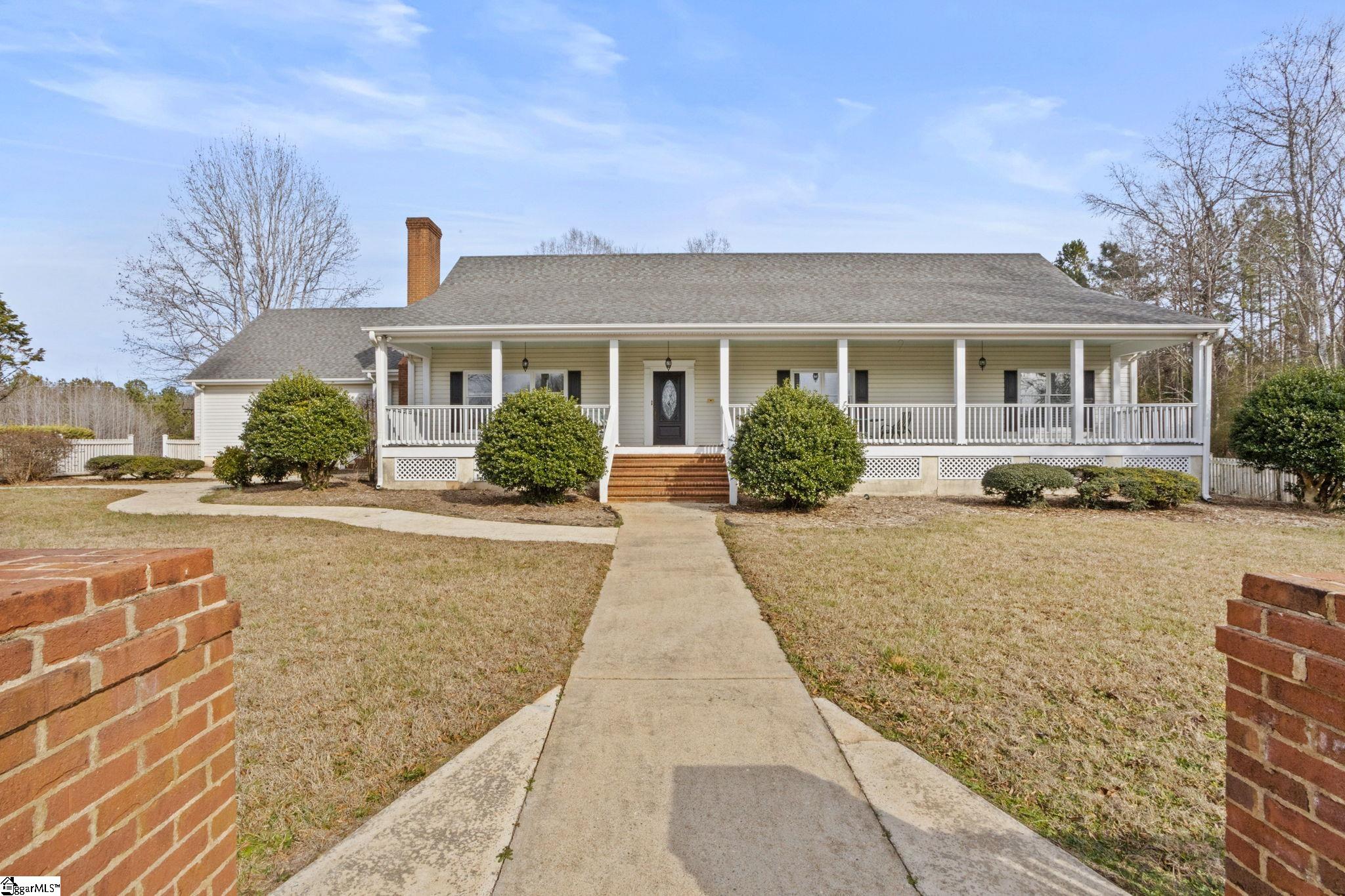 414 Giggle Drive Laurens, SC 29360 - Photo 1 of 41