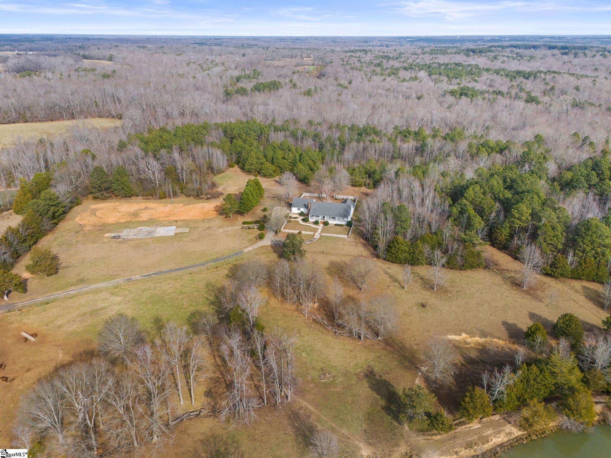 414 Giggle Drive Laurens, SC 29360 - Photo 37 of 41