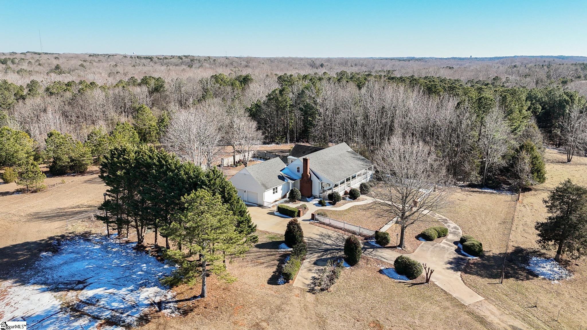 414 Giggle Drive Laurens, SC 29360 - Photo 6 of 41