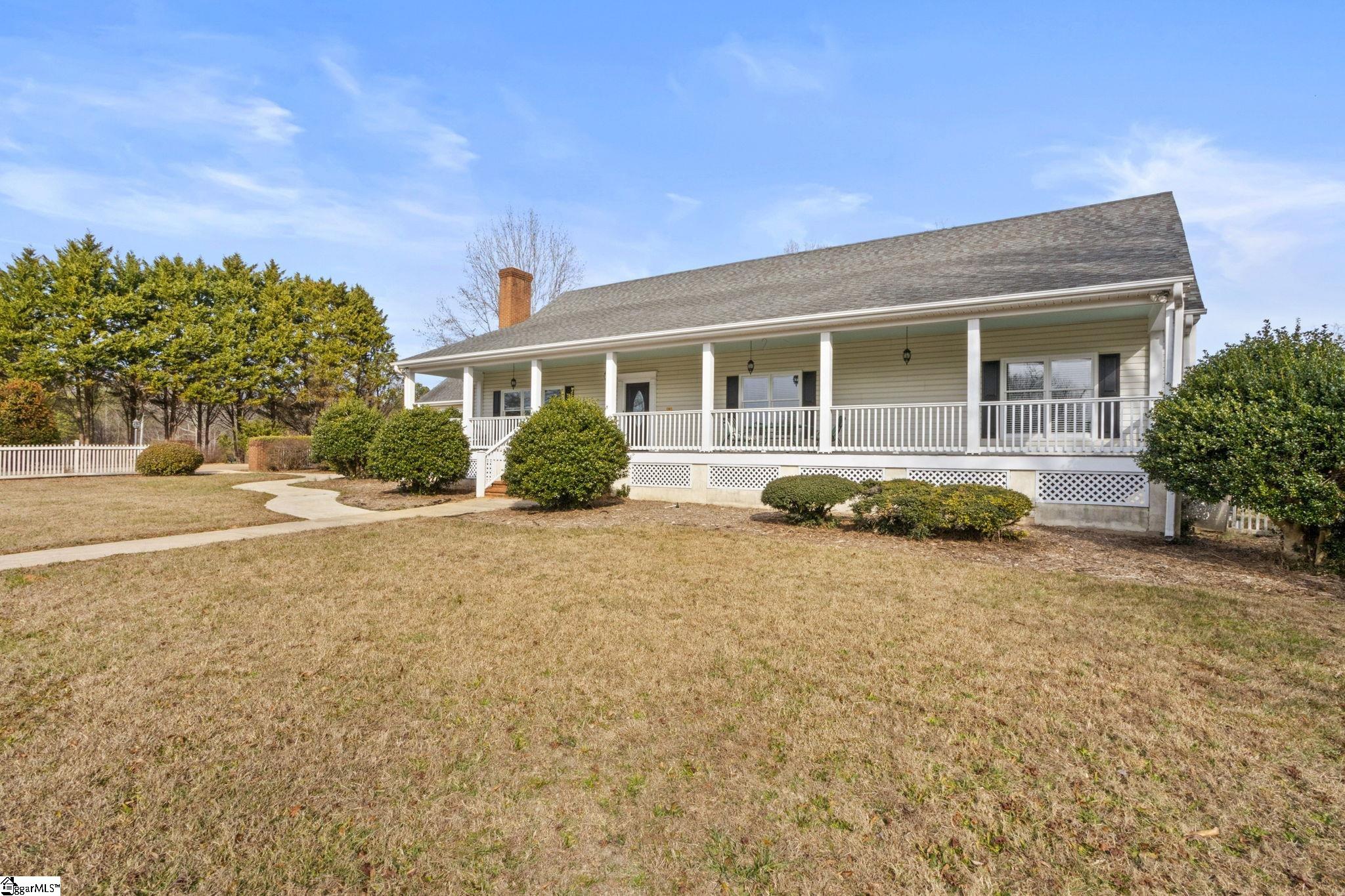414 Giggle Drive Laurens, SC 29360 - Photo 7 of 41