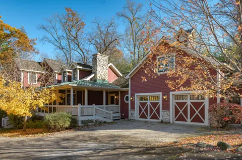 $1,699,000 | S91W37885 Antique Lane, Eagle, WI 53119