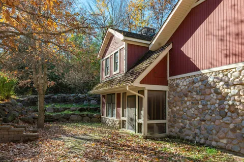 $1,699,000 | S91W37885 Antique Lane, Eagle, WI 53119