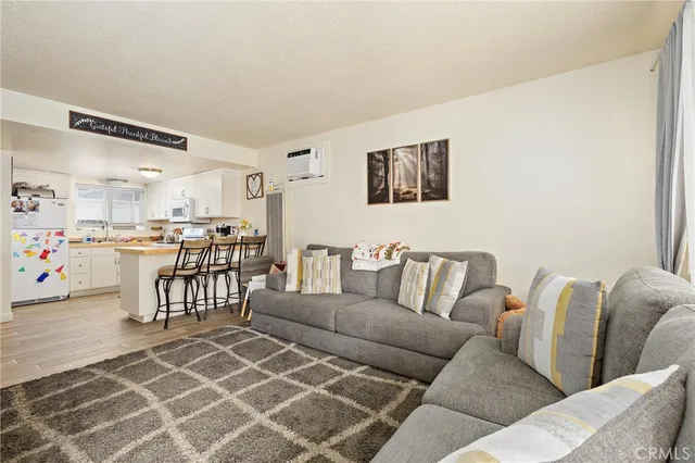 $1,295,000 | 2221 Oak Street, Paso Robles, CA 93446