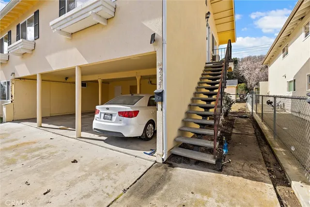 $1,295,000 | 2221 Oak Street, Paso Robles, CA 93446