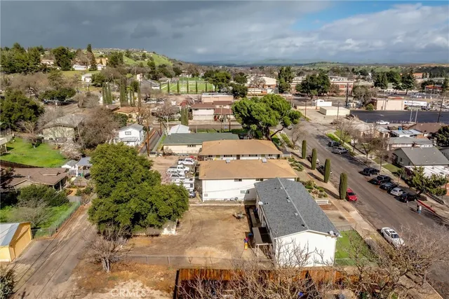 $1,295,000 | 2221 Oak Street, Paso Robles, CA 93446