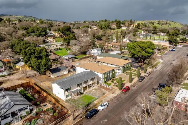 $1,295,000 | 2221 Oak Street, Paso Robles, CA 93446