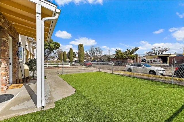 $1,295,000 | 2221 Oak Street, Paso Robles, CA 93446