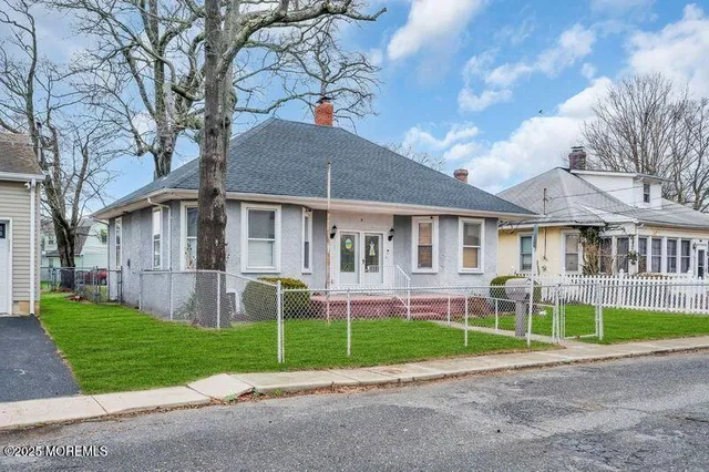 $459,000 | 9 Maplewood Avenue, Keansburg, NJ 07734