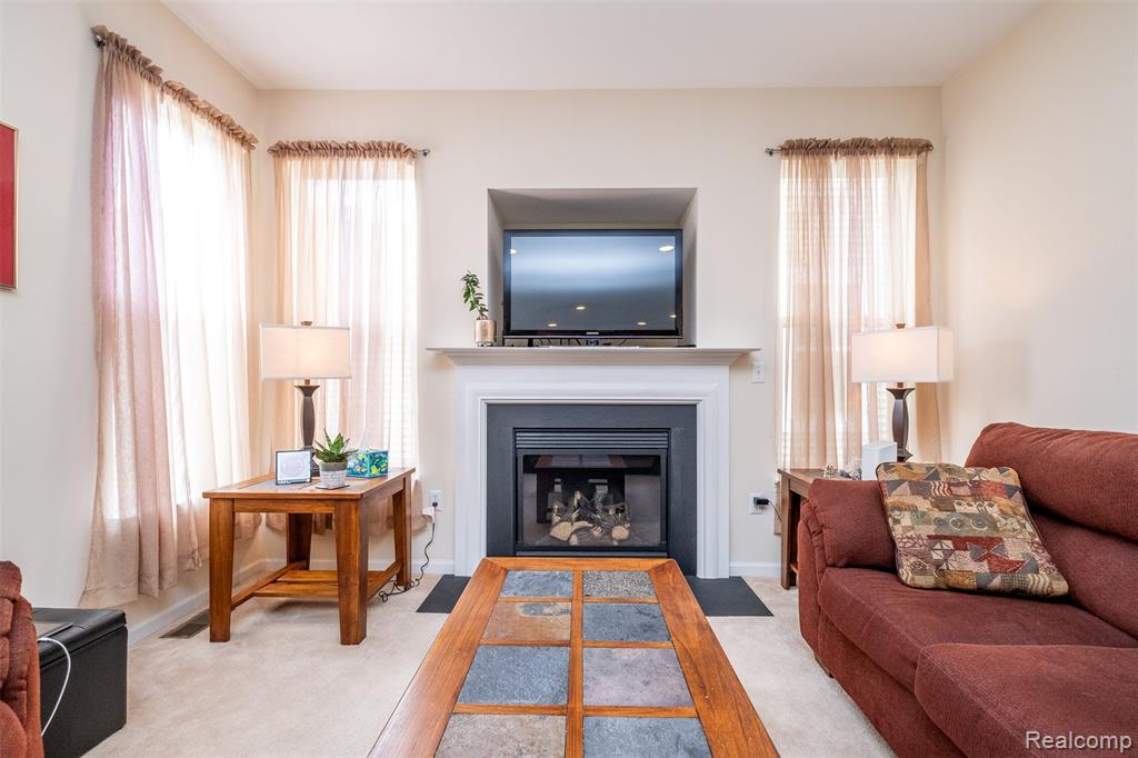 3147 Summers Road Keego Harbor, MI 48320 - Photo 11 of 53 Gallery Image 11