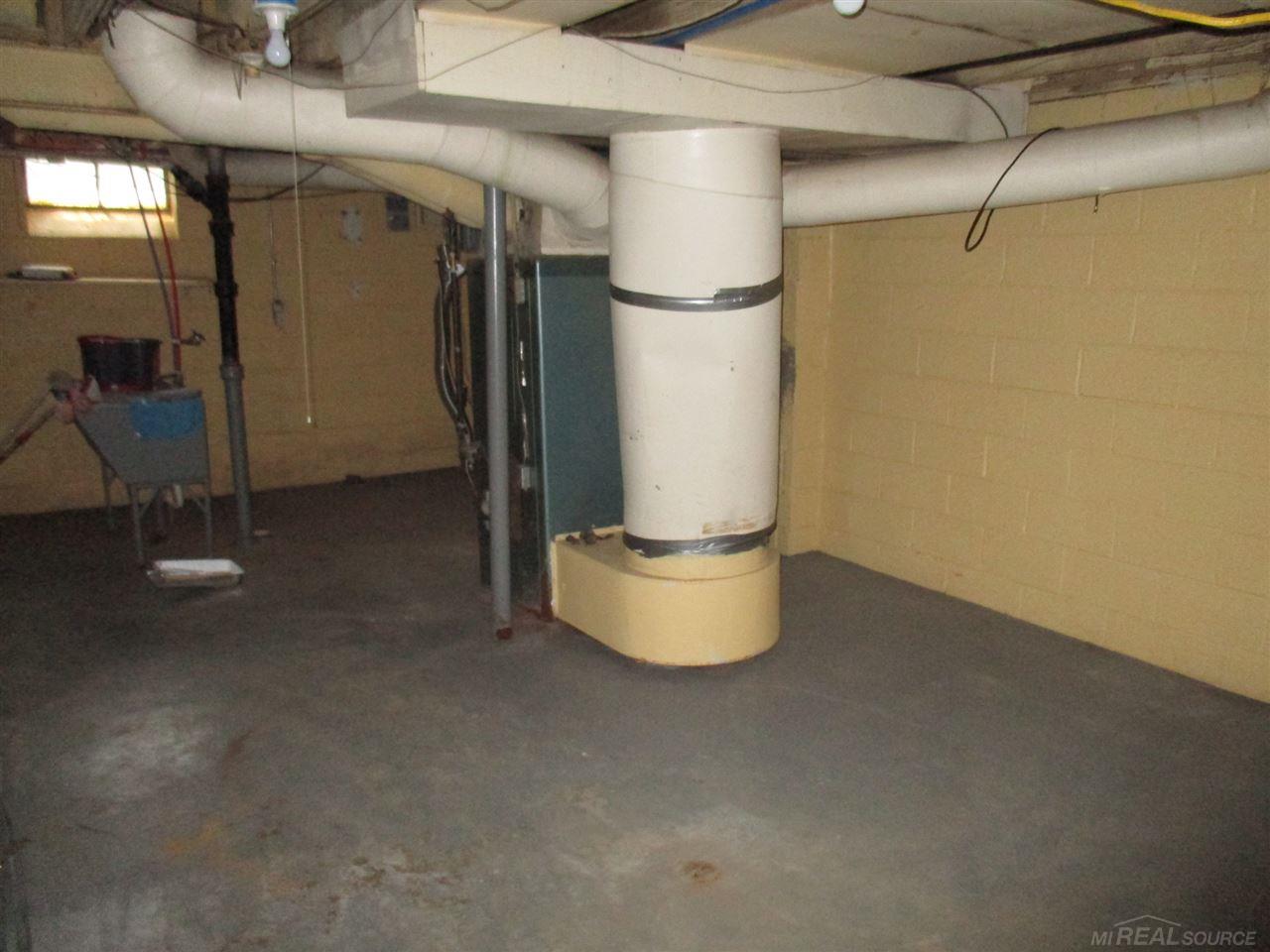 18489 Schaefer Highway Detroit, MI 48235 - Photo 21 of 21