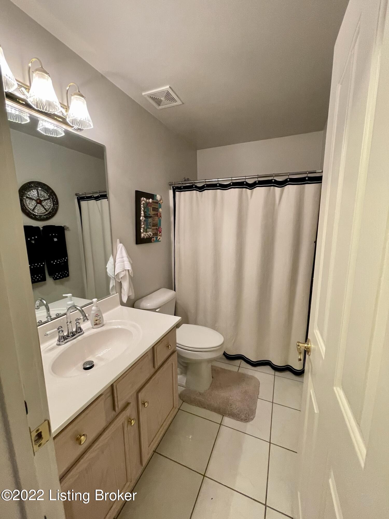 9504 Independence School Road Louisville, KY 40291 - Photo 21 of 31 FullSizeRender-24