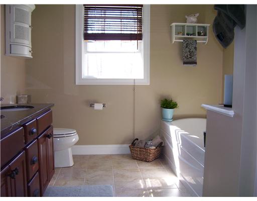 18 Preservation Drive Exeter, RI 02874 - Photo 4 of 8 Master Bath/Spa.